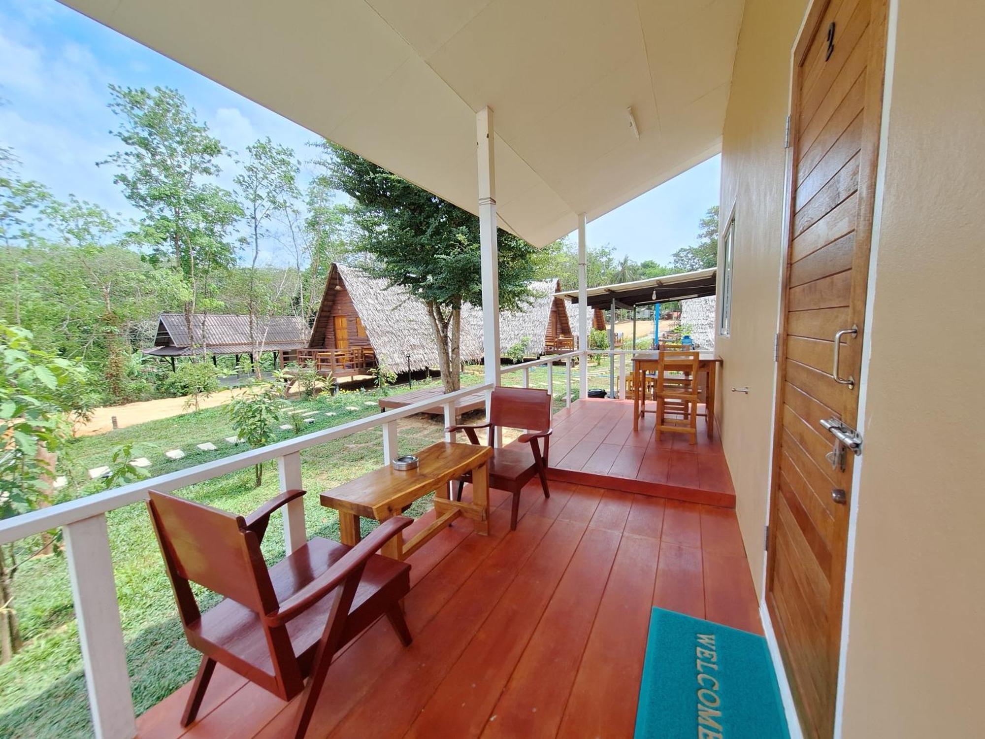Hotel Phu Aunna Koh Phayam Exterior foto